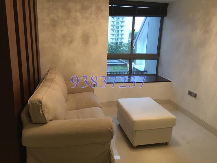 Alexis thumbnail photo